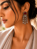 Elegant white stones piece earrings