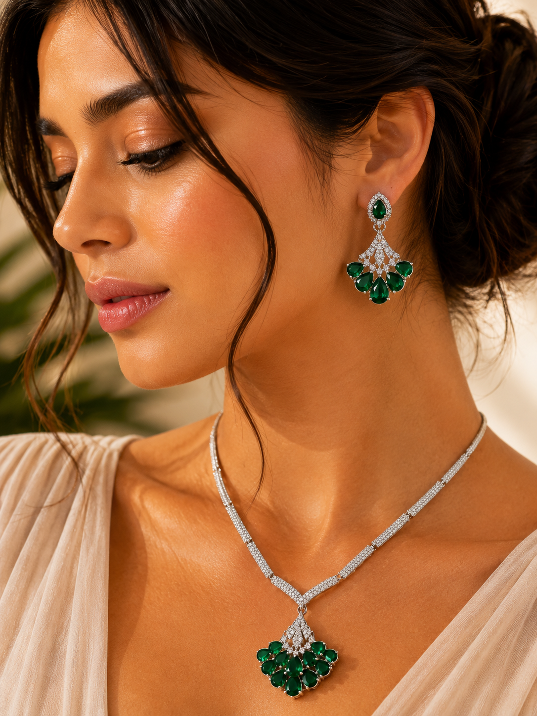 Minimal Small Multi green Stone & American Diamond set