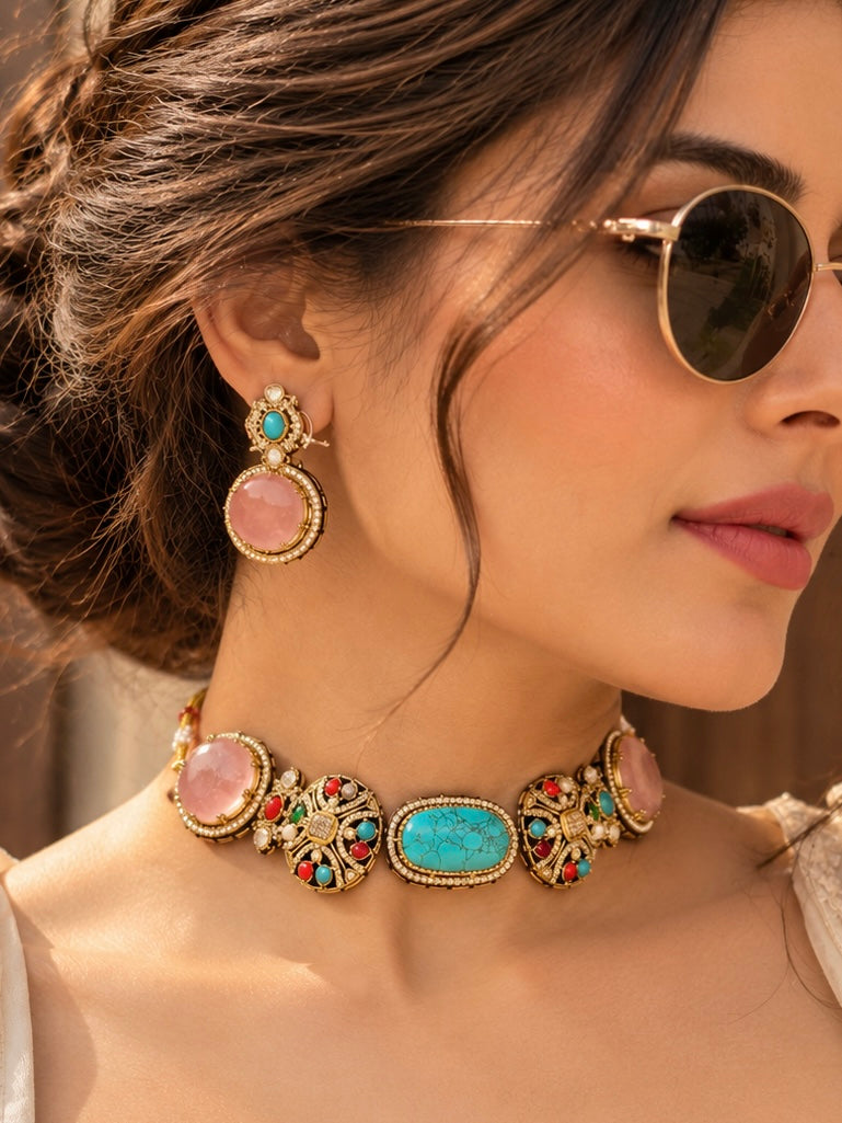 Elegant choker set