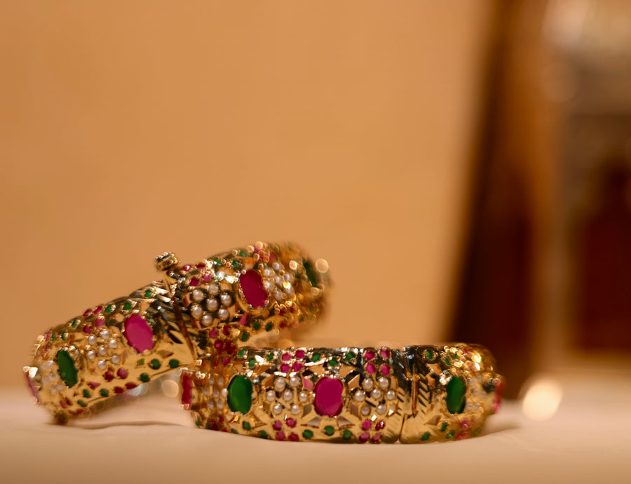 jadau bangles pair