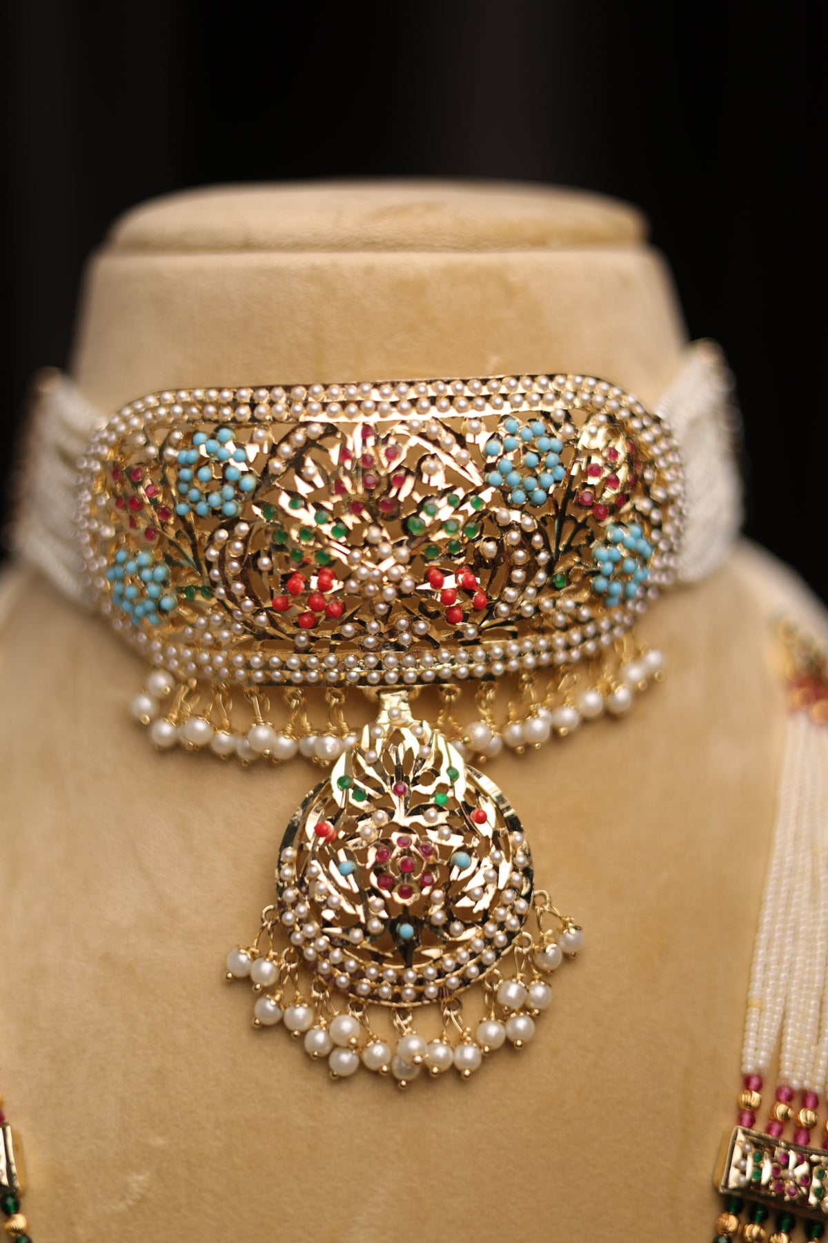 Jadau nouratan choker set