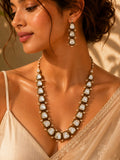 Minimal white pearls and stone choker set