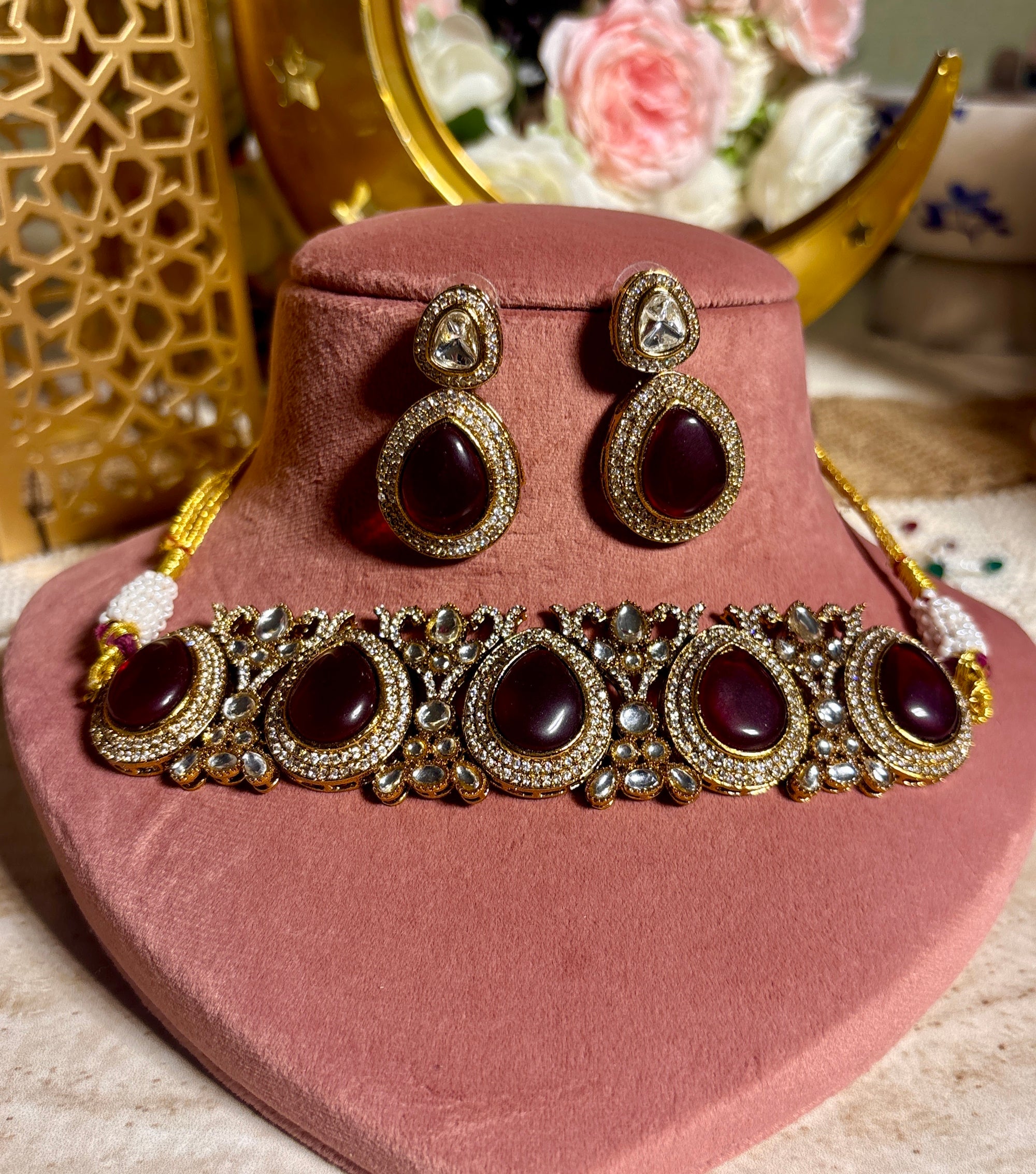 Beautiful choker set