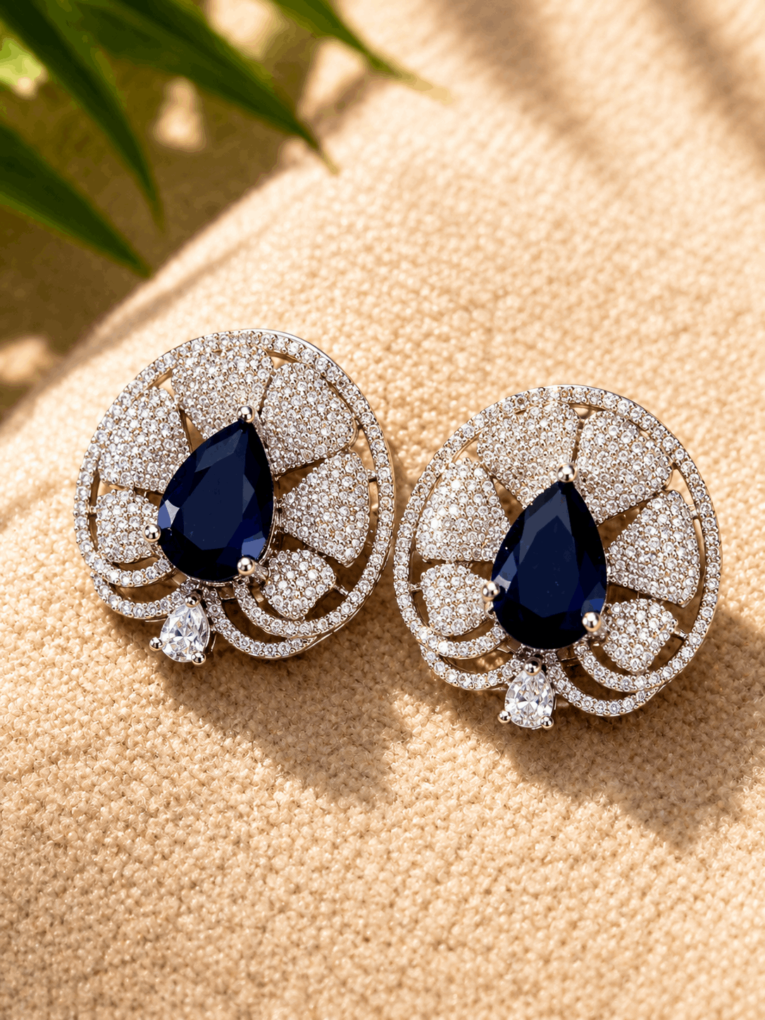 Minimal Rounded American Diamonds Earrings