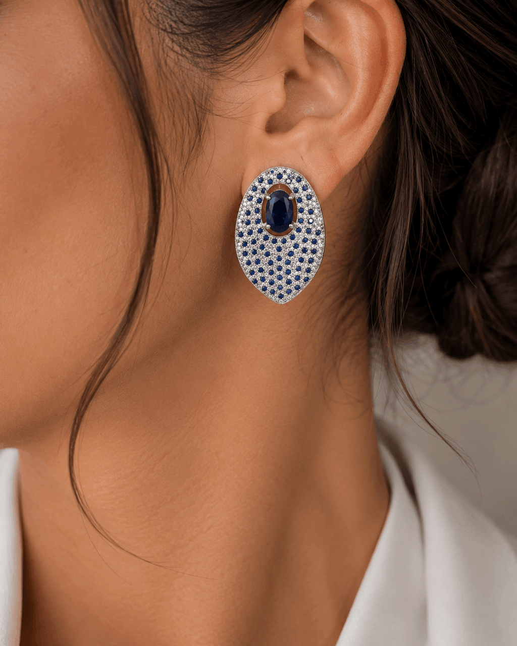 Sapphire blue AD stone studs