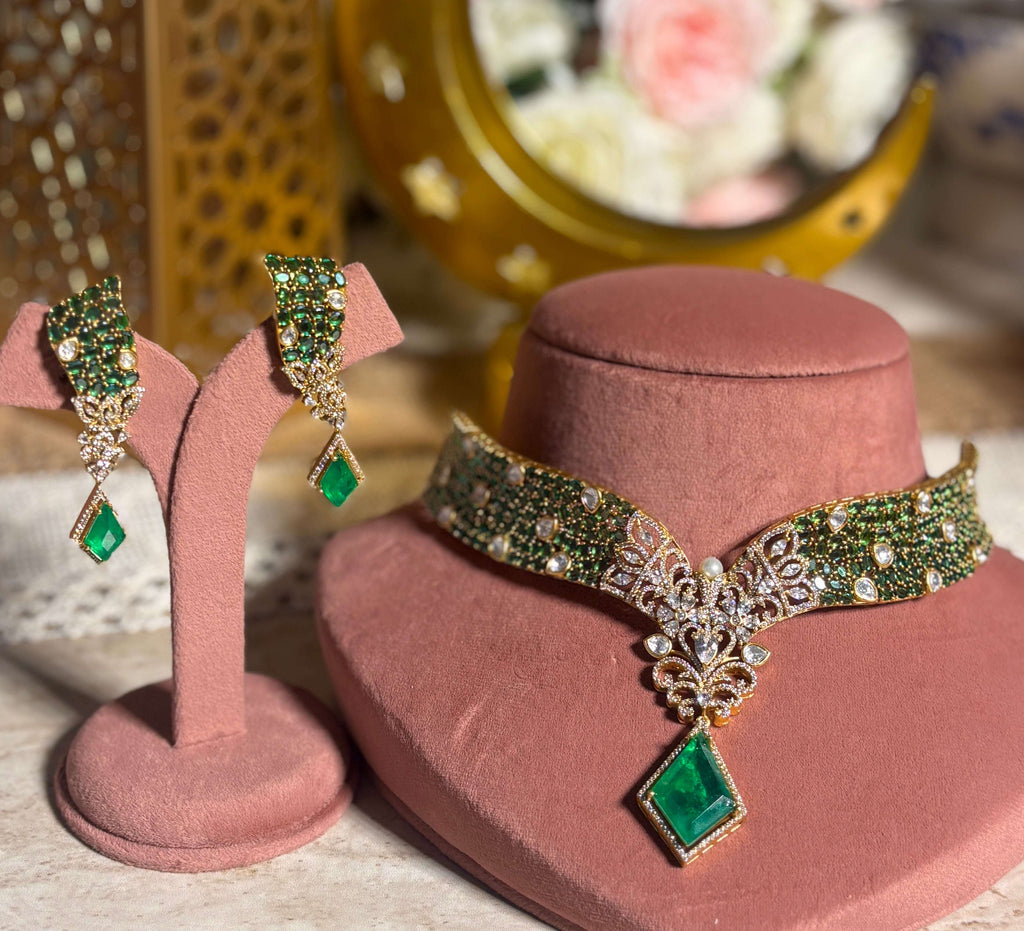Green stones Necklace Set