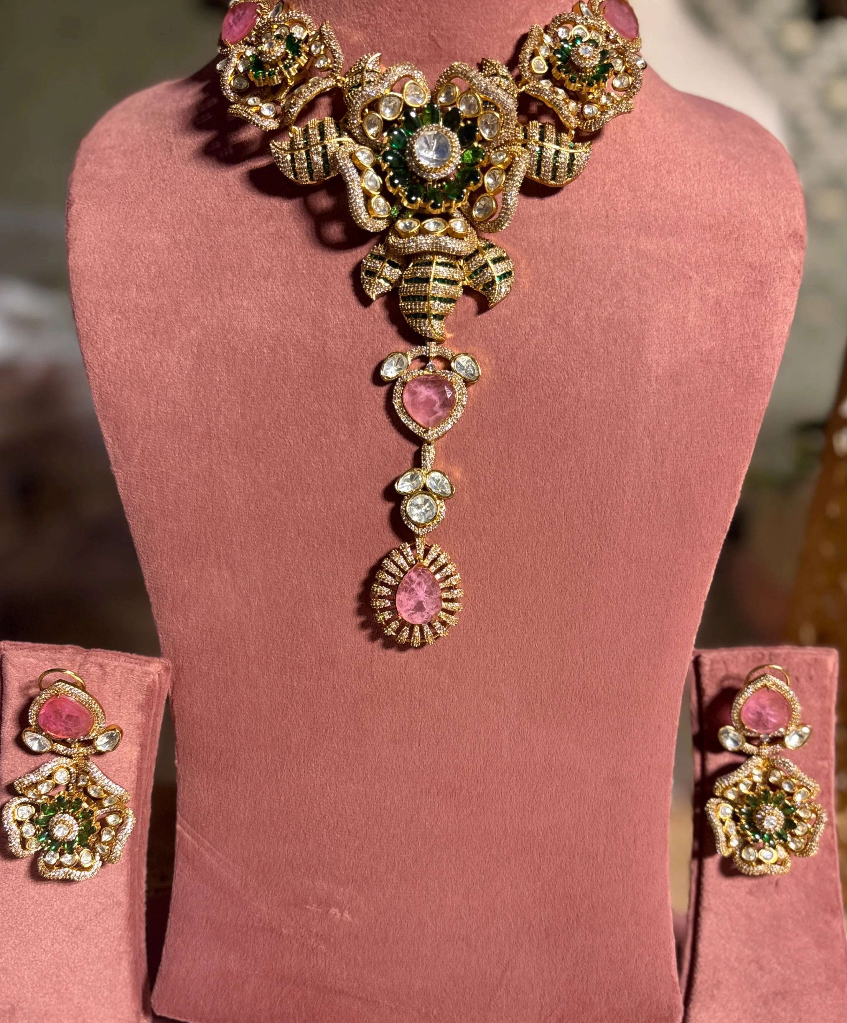 Statement stones designer Necklace Set