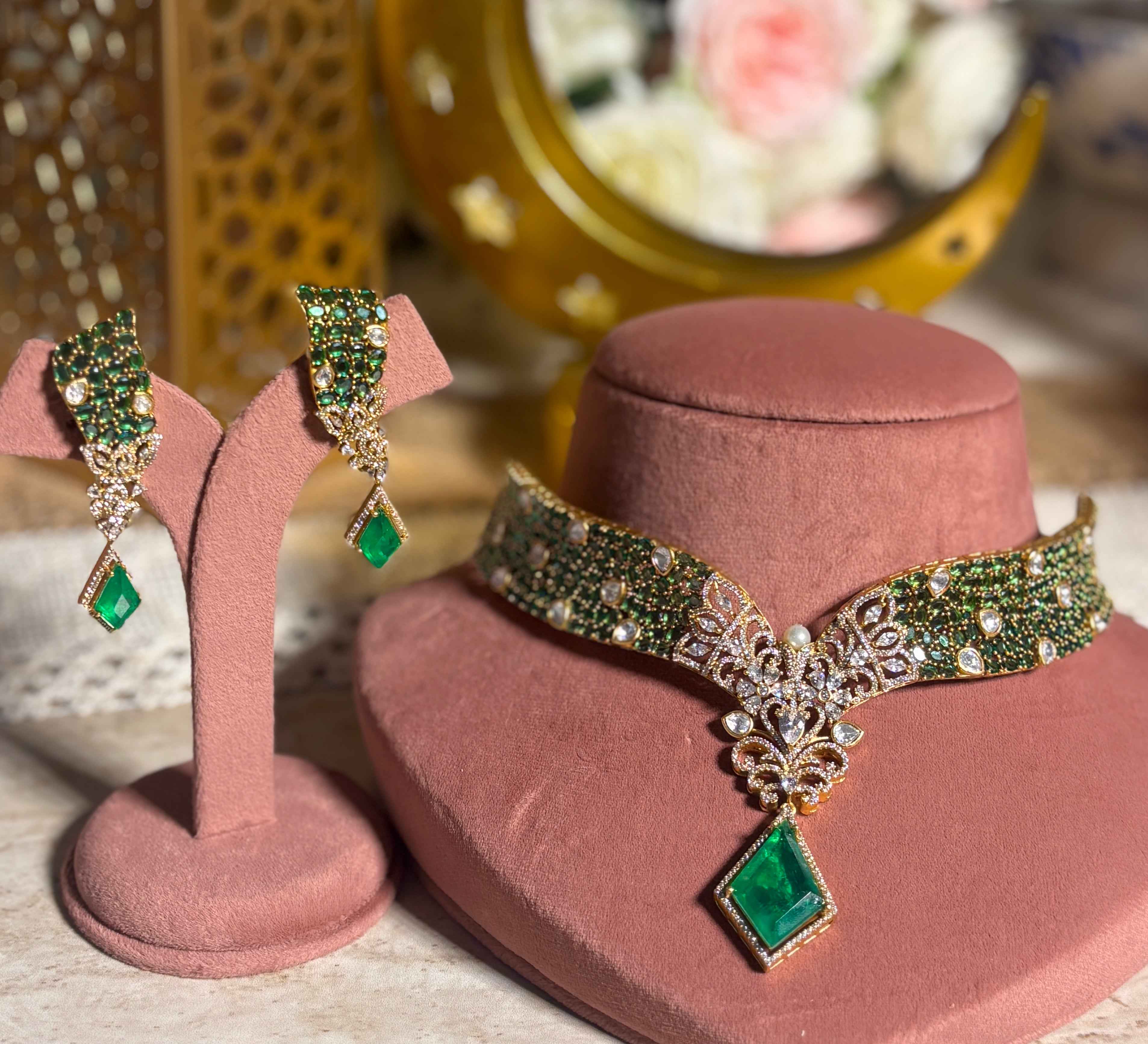 Green stones Necklace Set