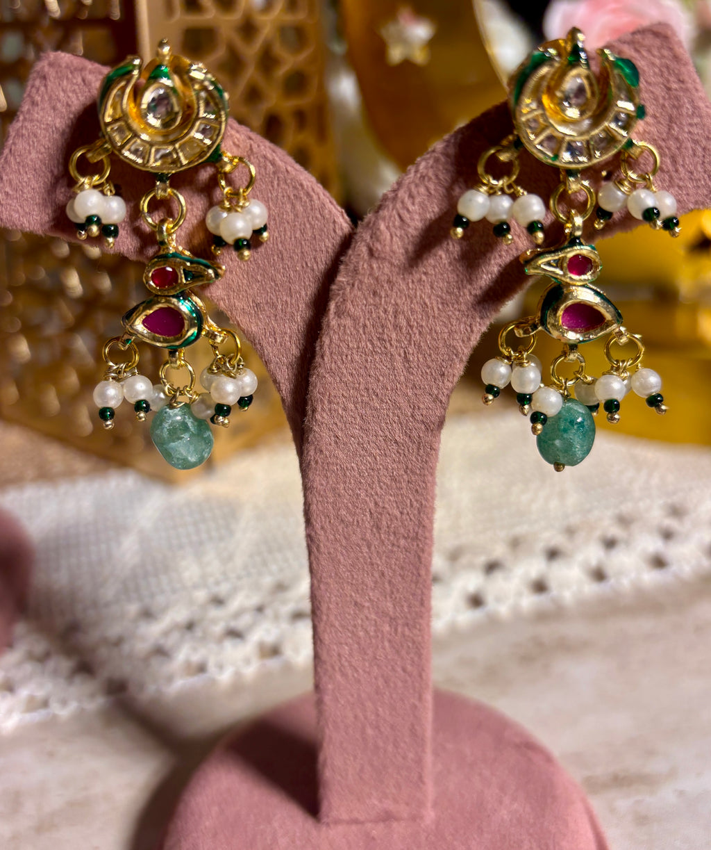 Kundan and onyx choker set