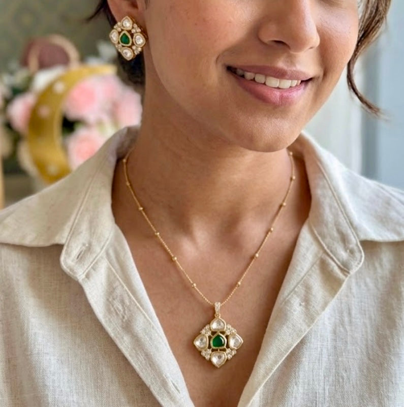 Kundan green stone pendant set