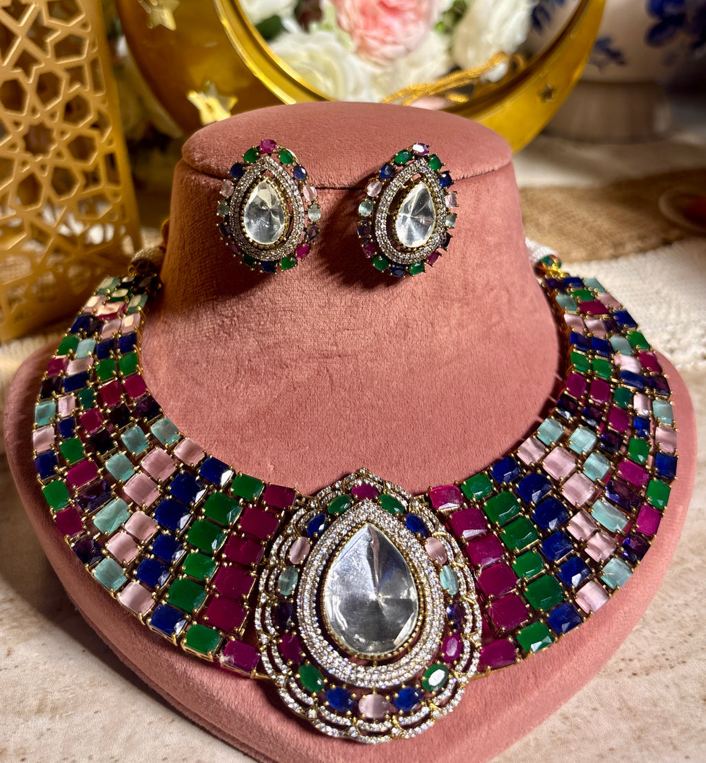 Multicoloured stone studded necklace set