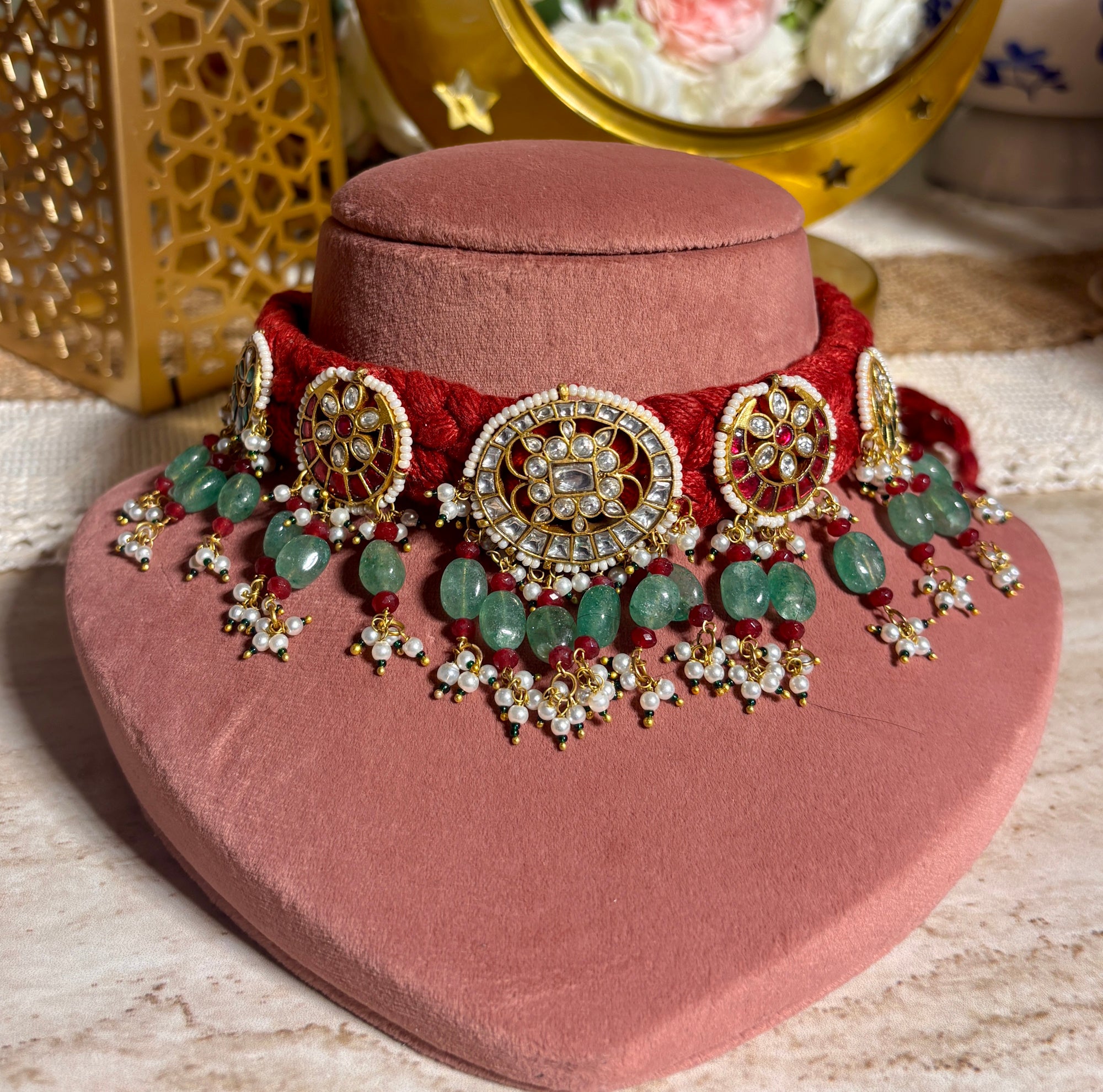 Paanchi kundan gulubandh