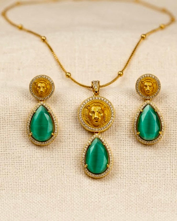 Sabya green pendant set